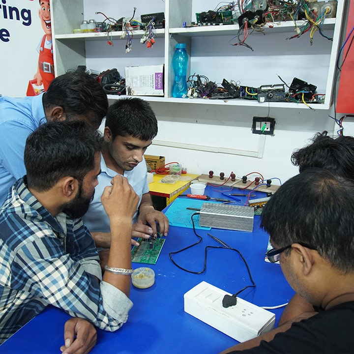 EV REPAIRING Institute